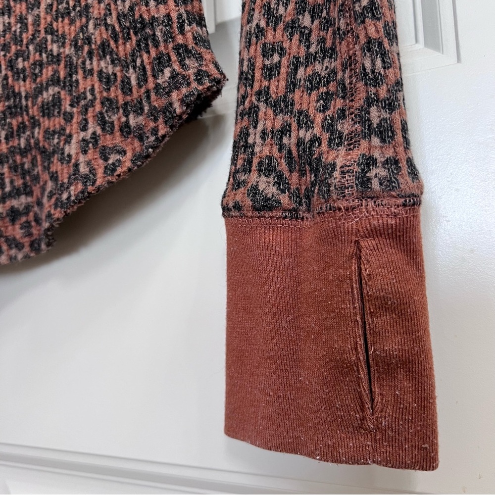 We The Free Everest Waffle Knit Henley Top in Brown Leopard Print, Size S - Picture 5 of 9
